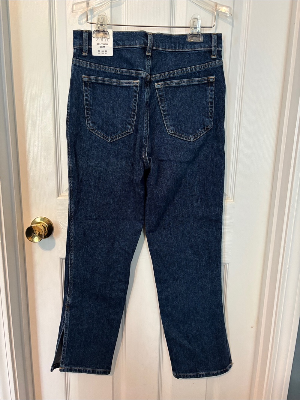 Zara Brand New Women's Dark Blue Jeans with split Hem at bottom - Picture 10 of 10